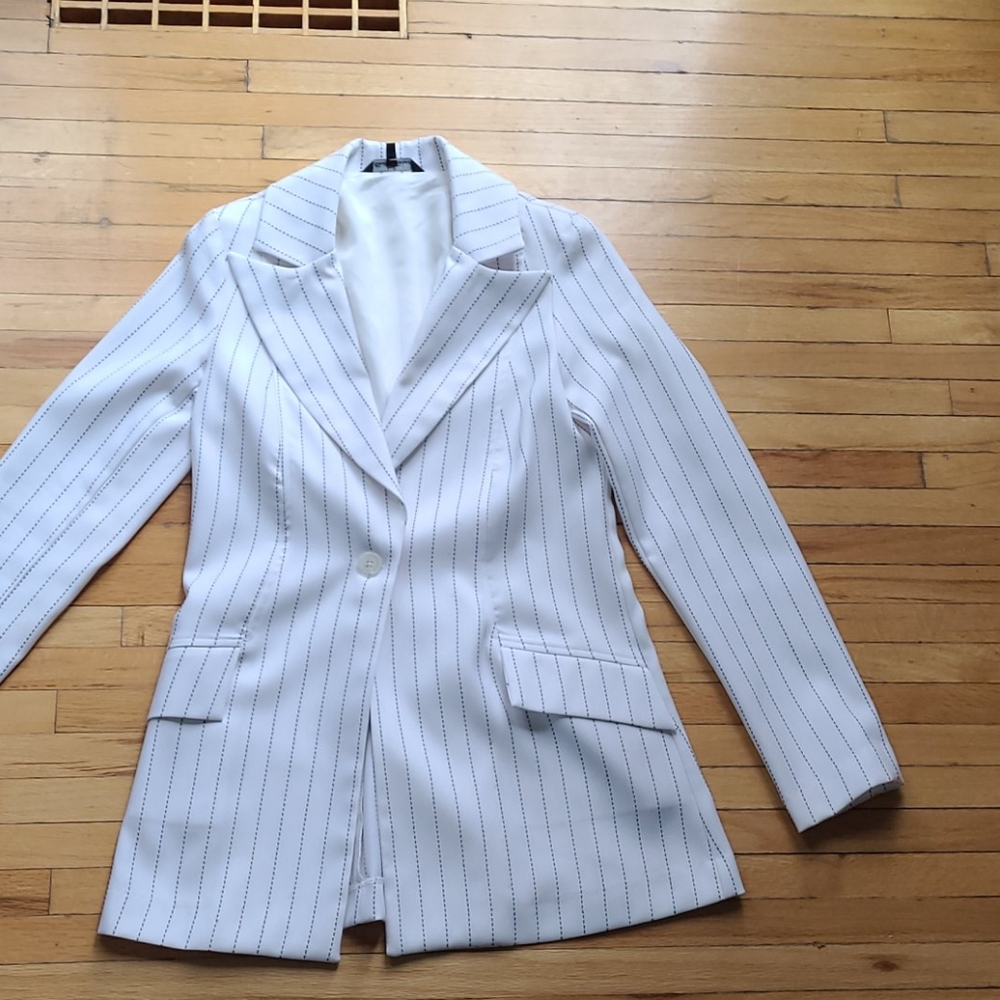 Le Chateau suit jacket